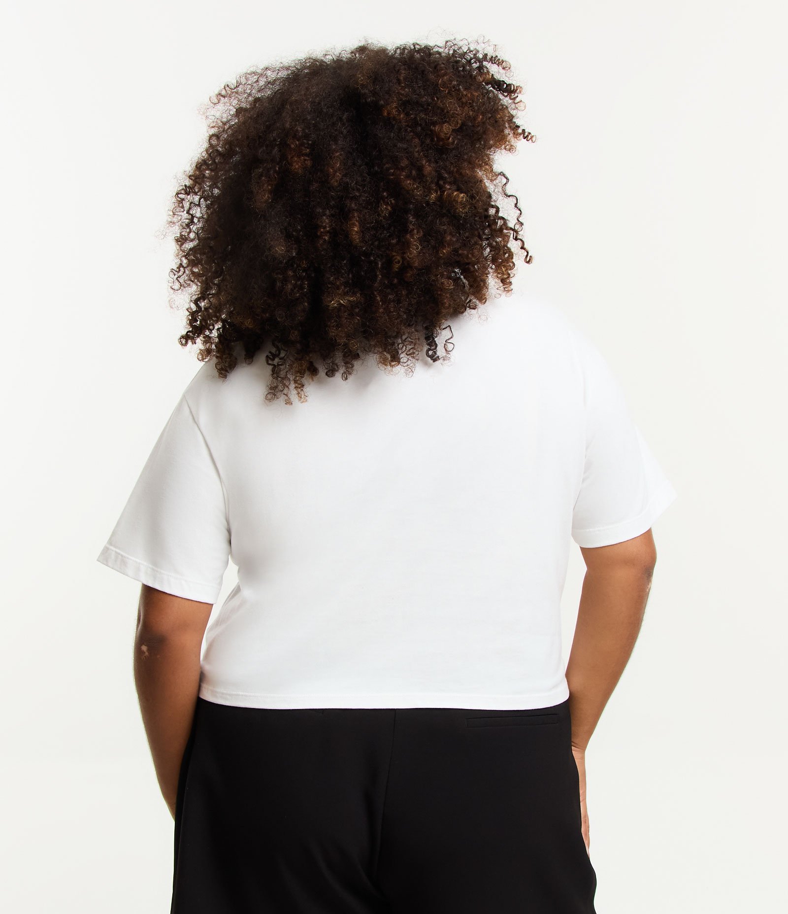 Blusa Cropped em Algodão com Coração de Cetim Curve & Plus Size Branco Neve 4