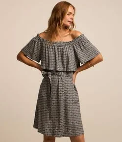 Vestido Curto Ombro a Ombro em Viscolinho com Faixa