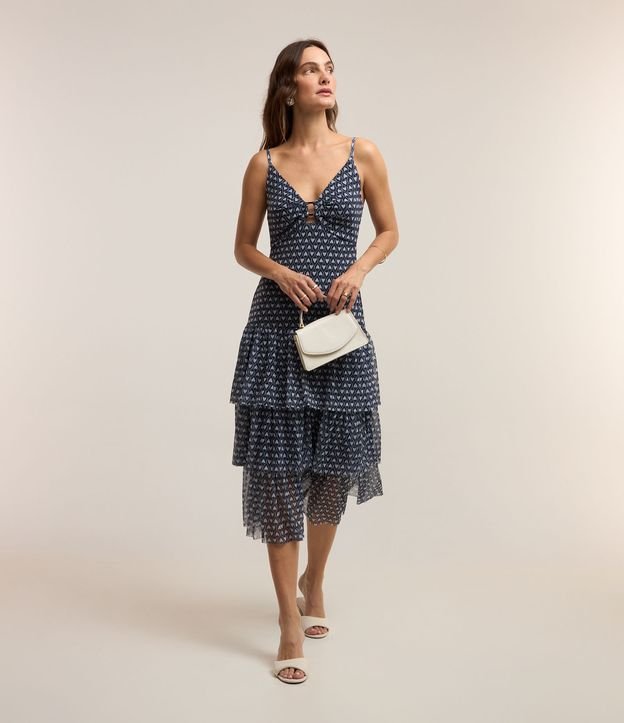 Vestido Midi em Tule com Detalhe Vazado no Busto e Babados