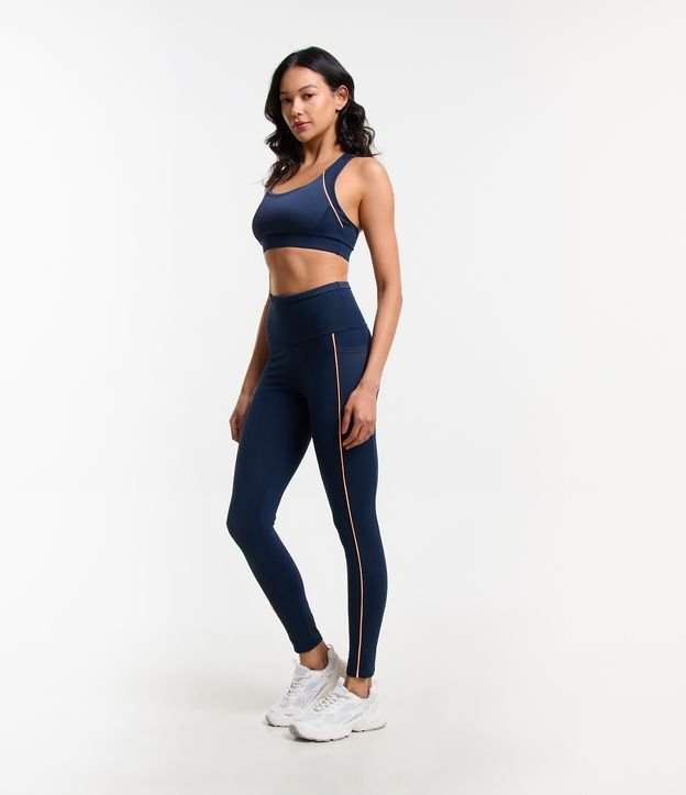 Calça Legging Esportiva em Poliamida com Bolso Funcional