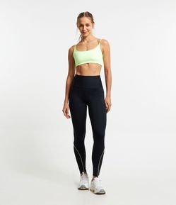 Calça Legging Esportiva em Poliamida com Bolsinho Funcional