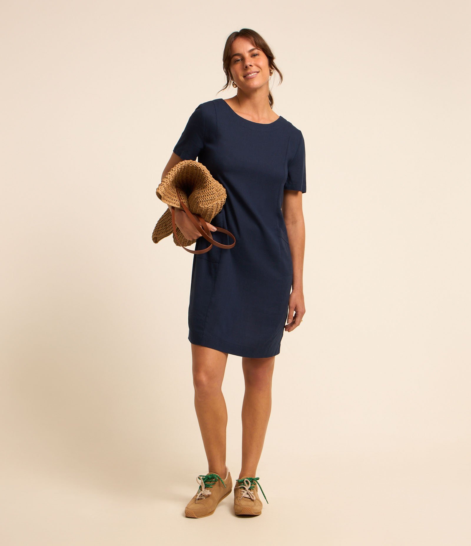 Vestido T-shirt em Viscolinho com Bolsos Laterais Azul Marinho 2