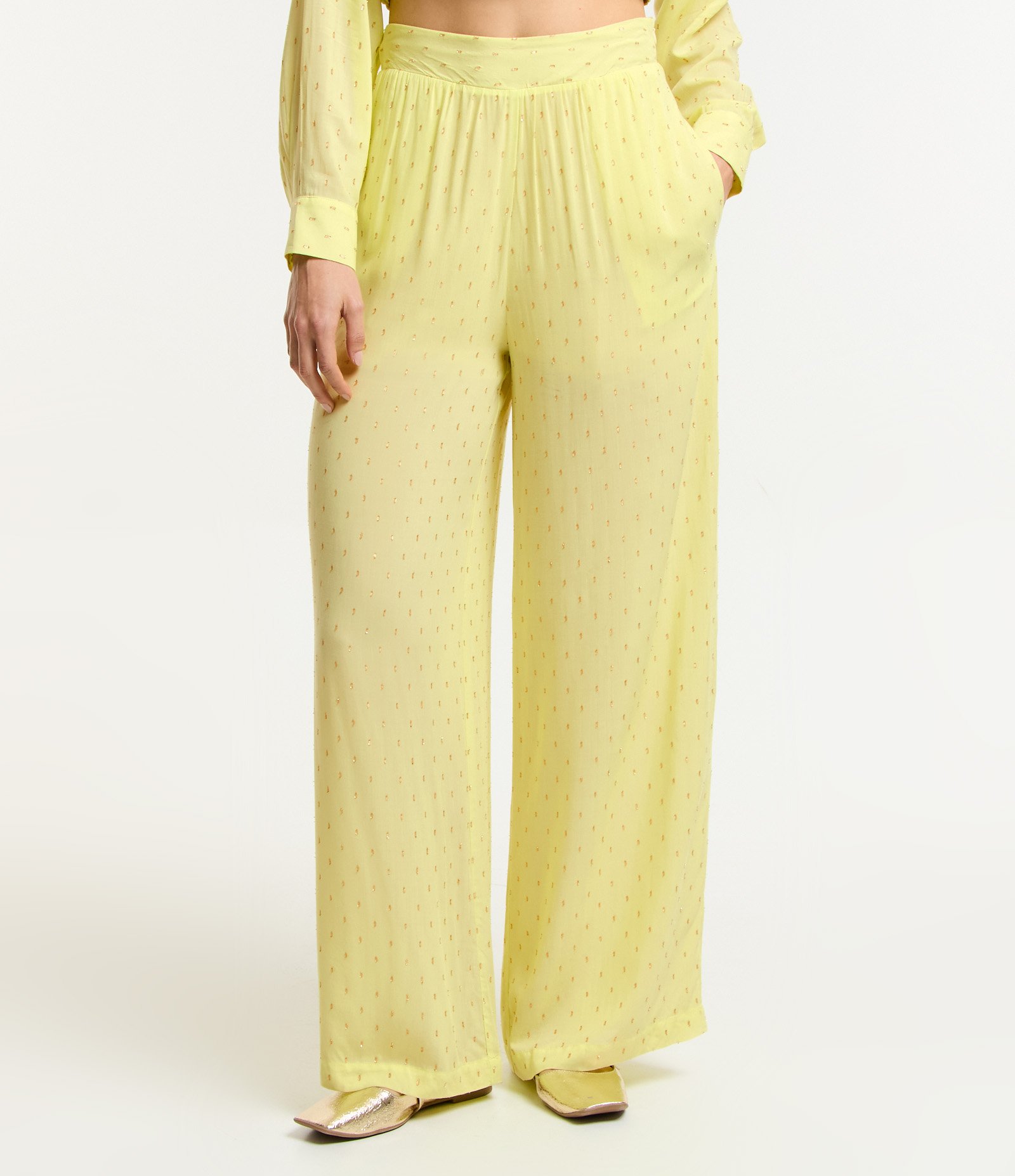 Calça Pantalona em Viscose com Miçangas Amarelo 2
