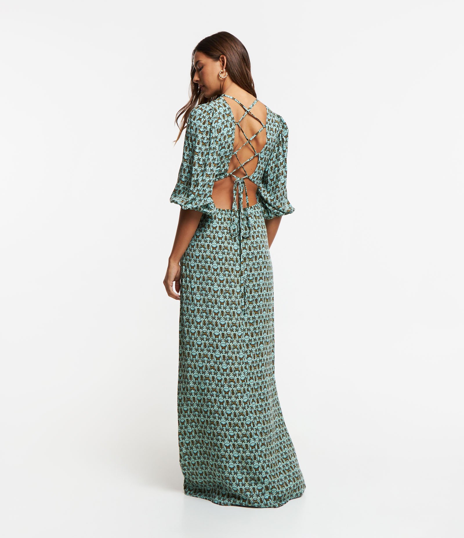 Vestido New Midi em Viscose com Estampa Tropical e Amarração nas Costas Verde 3