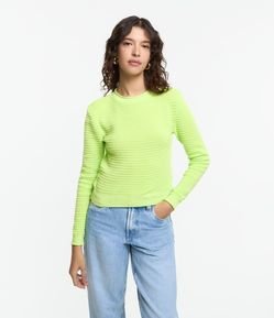 Blusa em Malha Texturizada com Manga Longa Ajustada