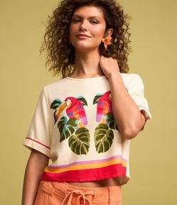 Blusa em Viscose com Linho e Estampa Araras