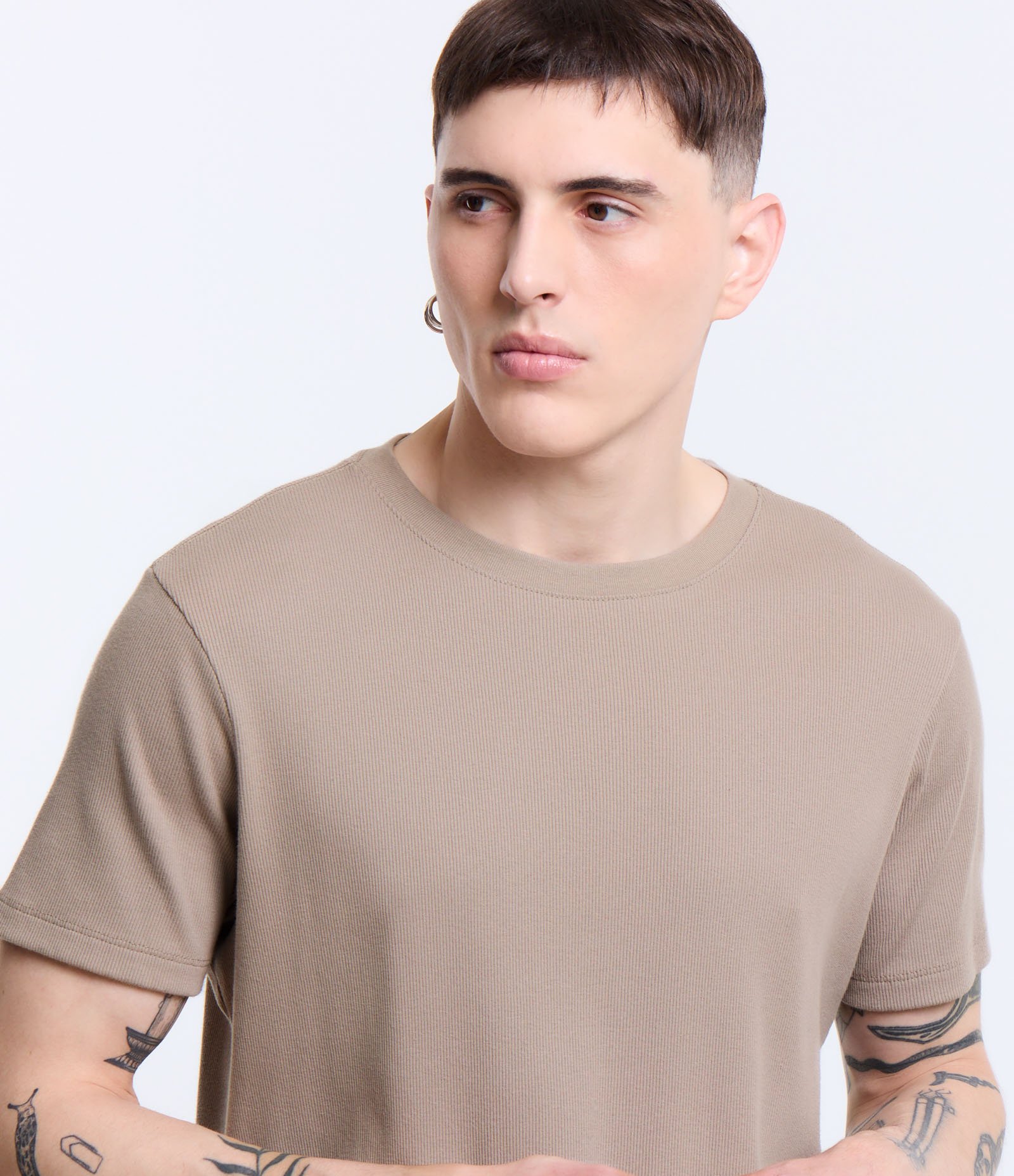 Camiseta Muscle em Ribana Texturizada Marrom 4