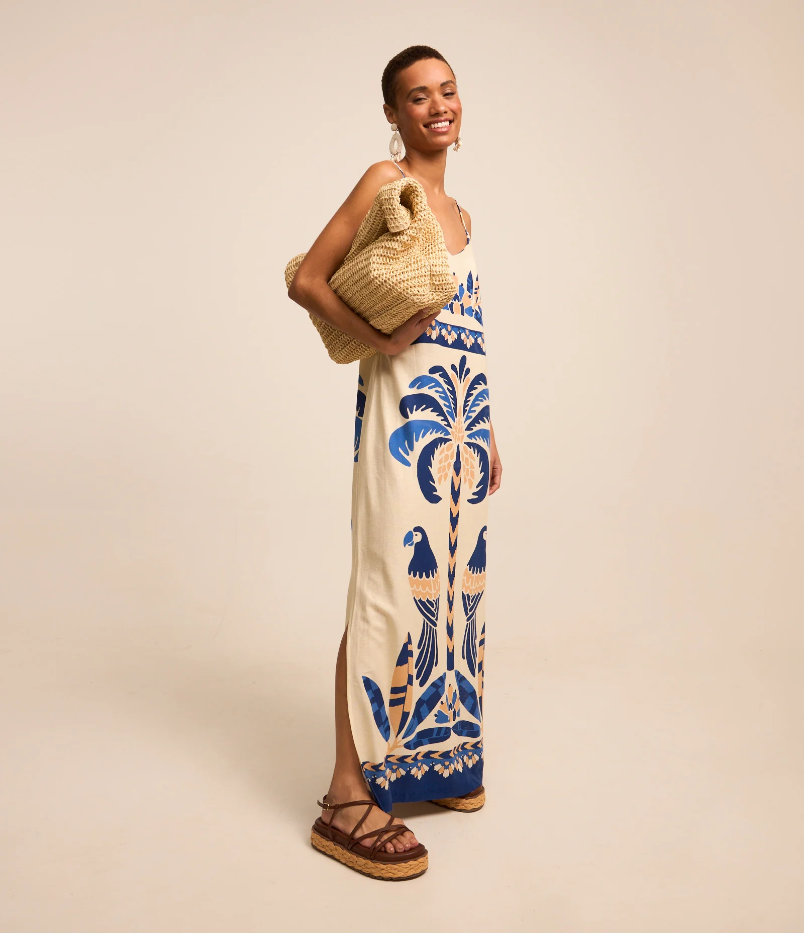 Vestido New Midi em Viscose e Linho com Estampa Tropical Bege 1