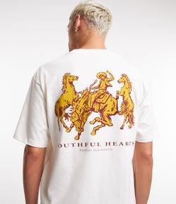 Camiseta Boxy em Malhão com Estampa Youthful Hearts