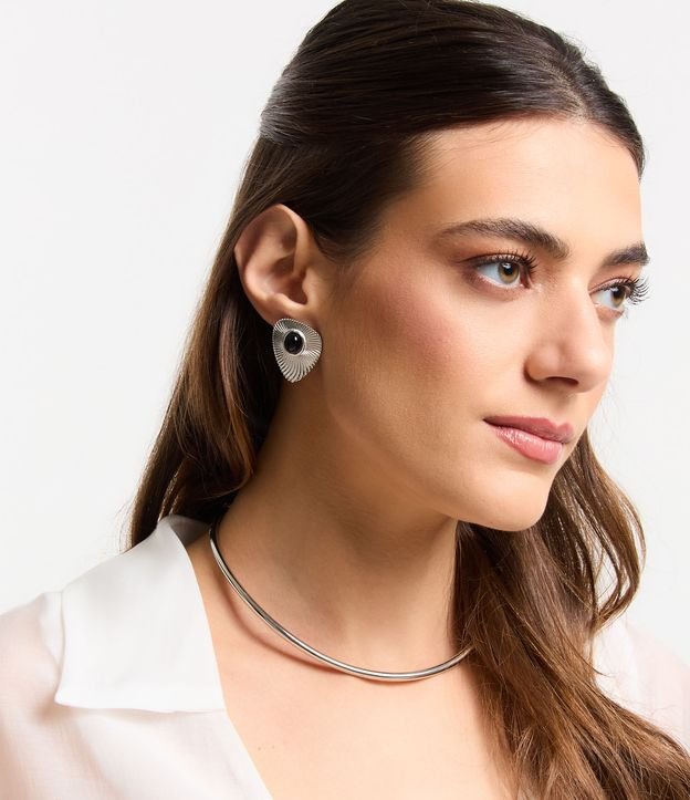 Conjunto de Brinco e Colar Gargantilha Rígida