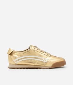 Tênis em Pu com Sola Diferenciada e Detalhe Lateral