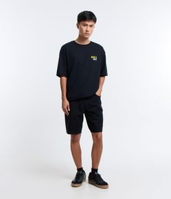 Bermuda Slim em Sarja com Bolsos