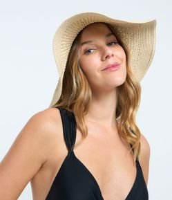 Chapéu de Praia em Palha com Texturas e Aba Grande