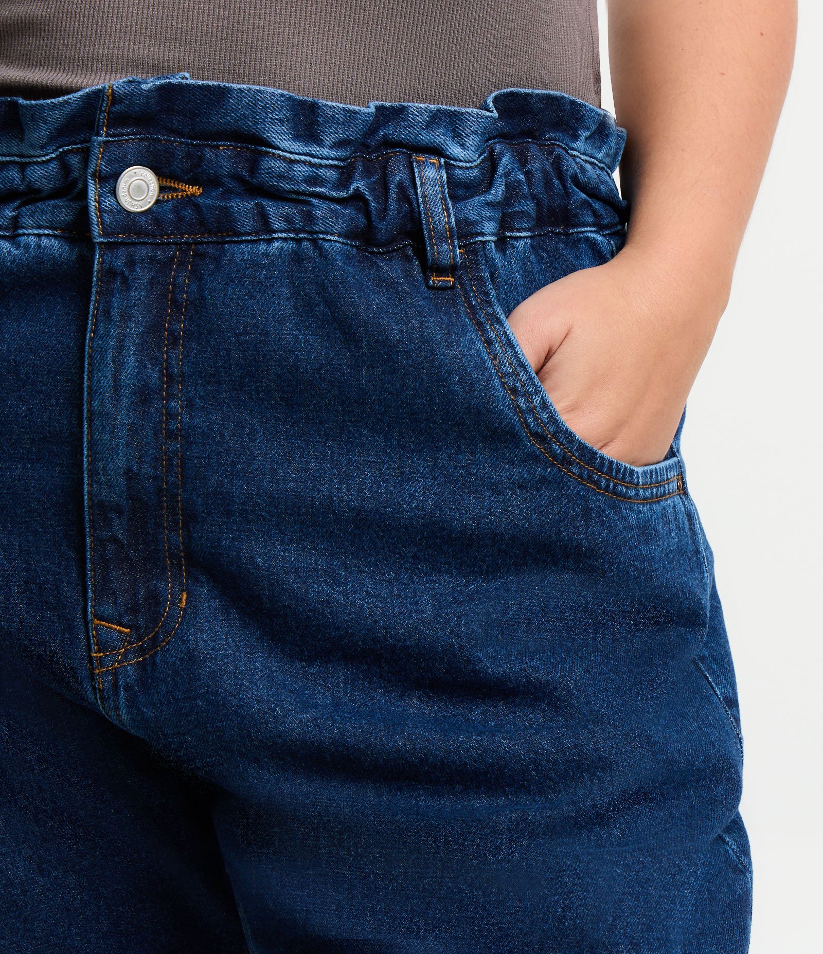 Calça Clochard em Jeans com Bolsos Curve & Plus Size Azul 4