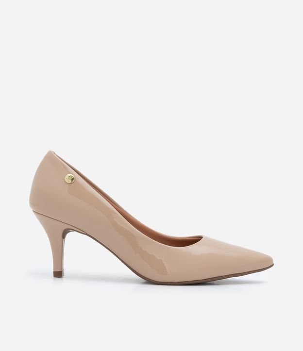 Sapato Scarpin com Salto Fino e Verniz Vizzano