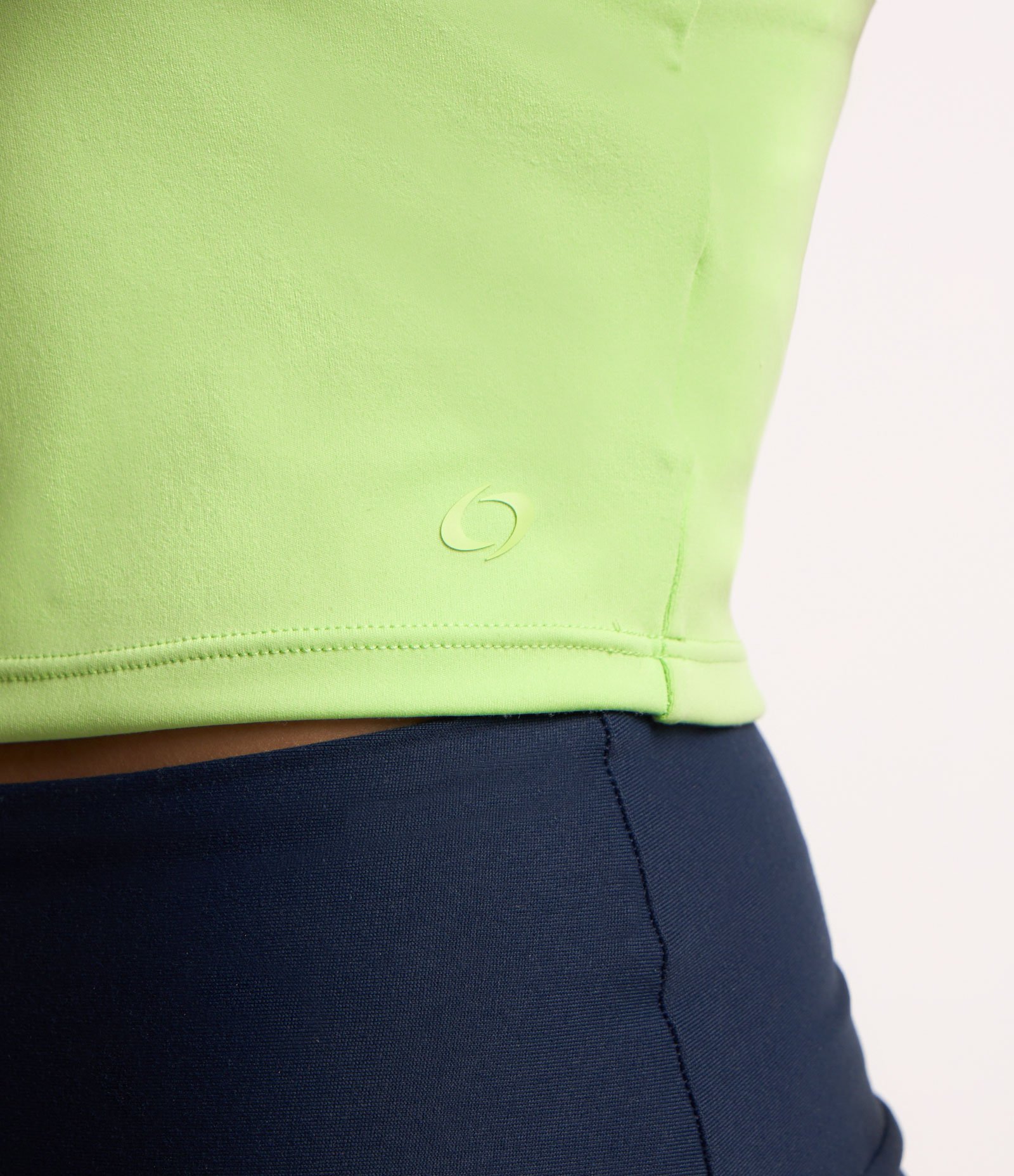 Top Alongado Esportivo em Poliamida com Bojo Verde 5