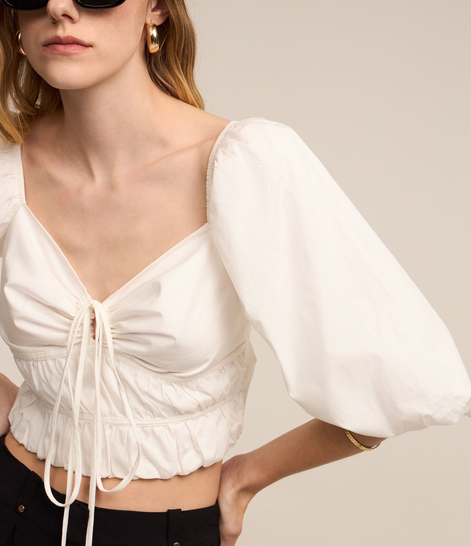 Blusa Cropped em Tricoline com Manga Balonê e Amarração Branco Neve 3