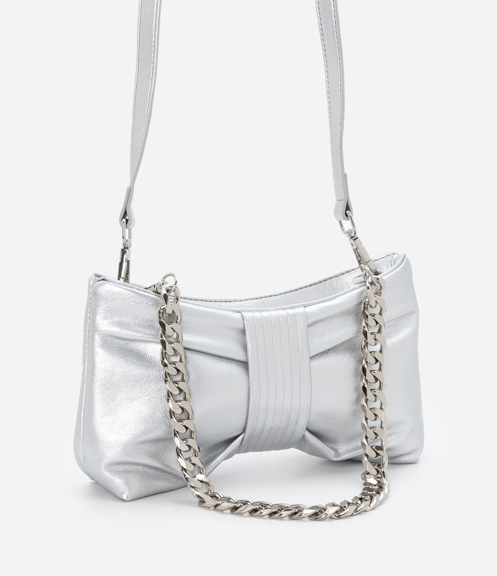 Bolsa Pequena com Formato de Laço e Alça de Corrente Prata 2