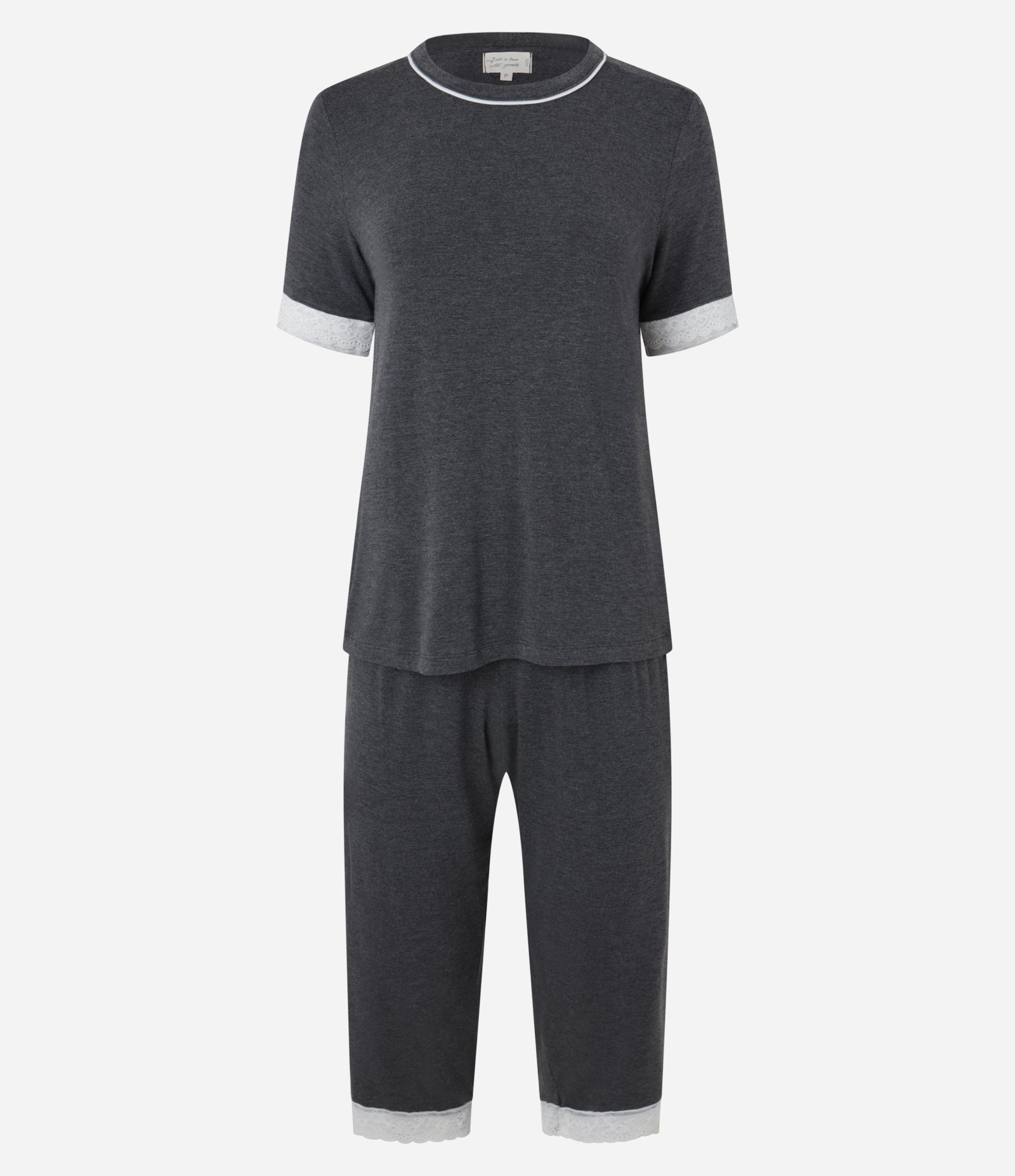 Pijama Capri em Viscose com Detalhes em Renda Cinza Escuro 4