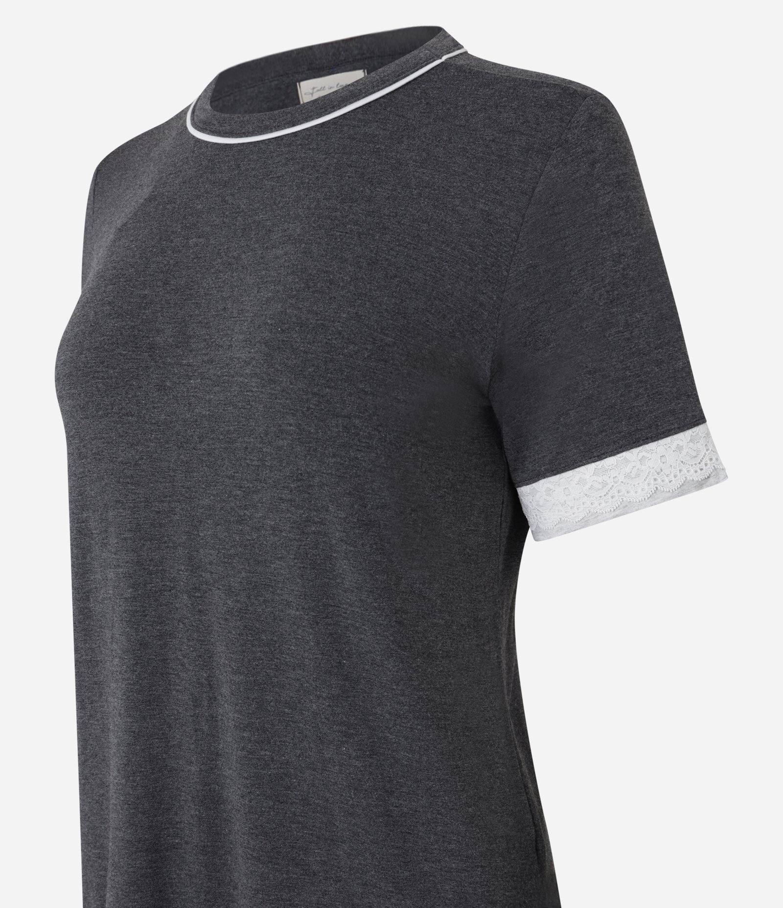 Pijama Capri em Viscose com Detalhes em Renda Cinza Escuro 5