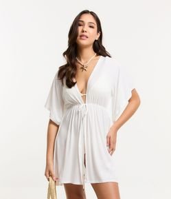 Saída de Praia Bata em Poliamida com Abertura Frontal e Amarração