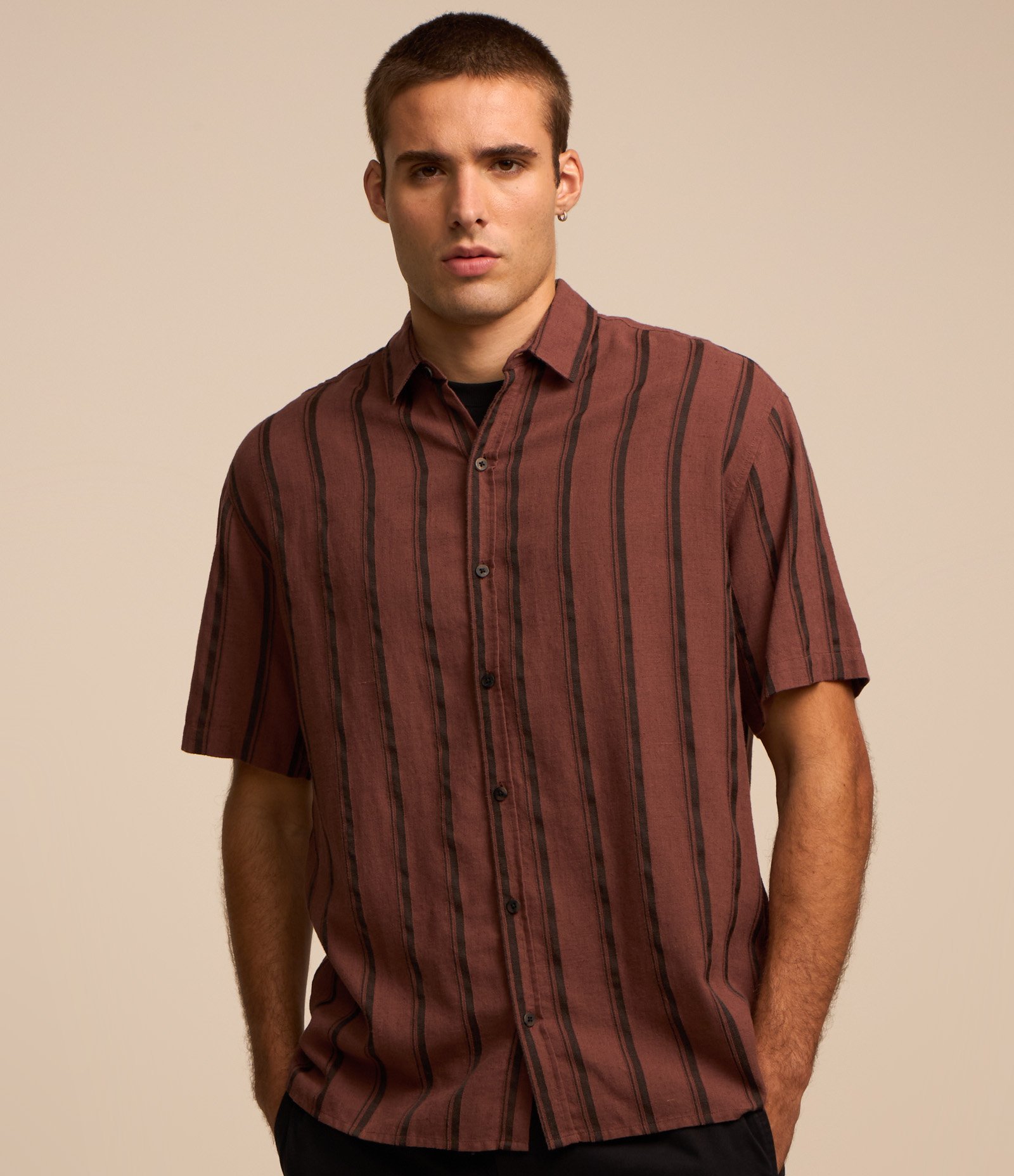 Camisa Relaxed com Textura de Tela e Listras Verticais com Cânhamo Marrom 3