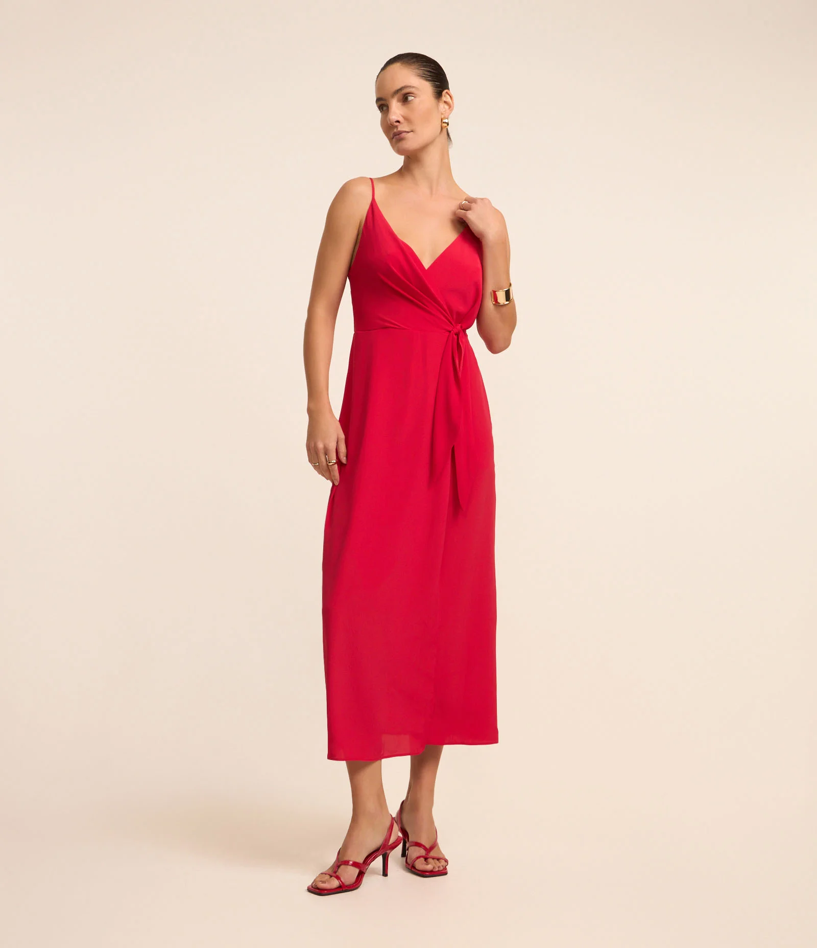 Vestido Midi em Crepe com Transpasse com Amarração Vermelho 2