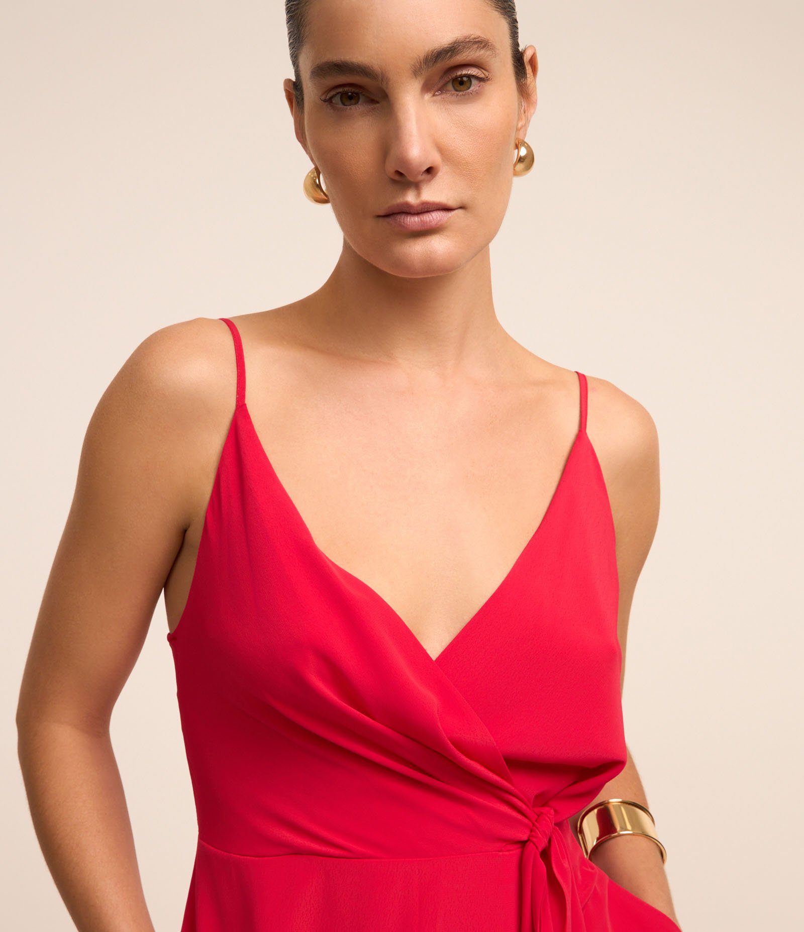 Vestido Midi em Crepe com Transpasse com Amarração Vermelho 4