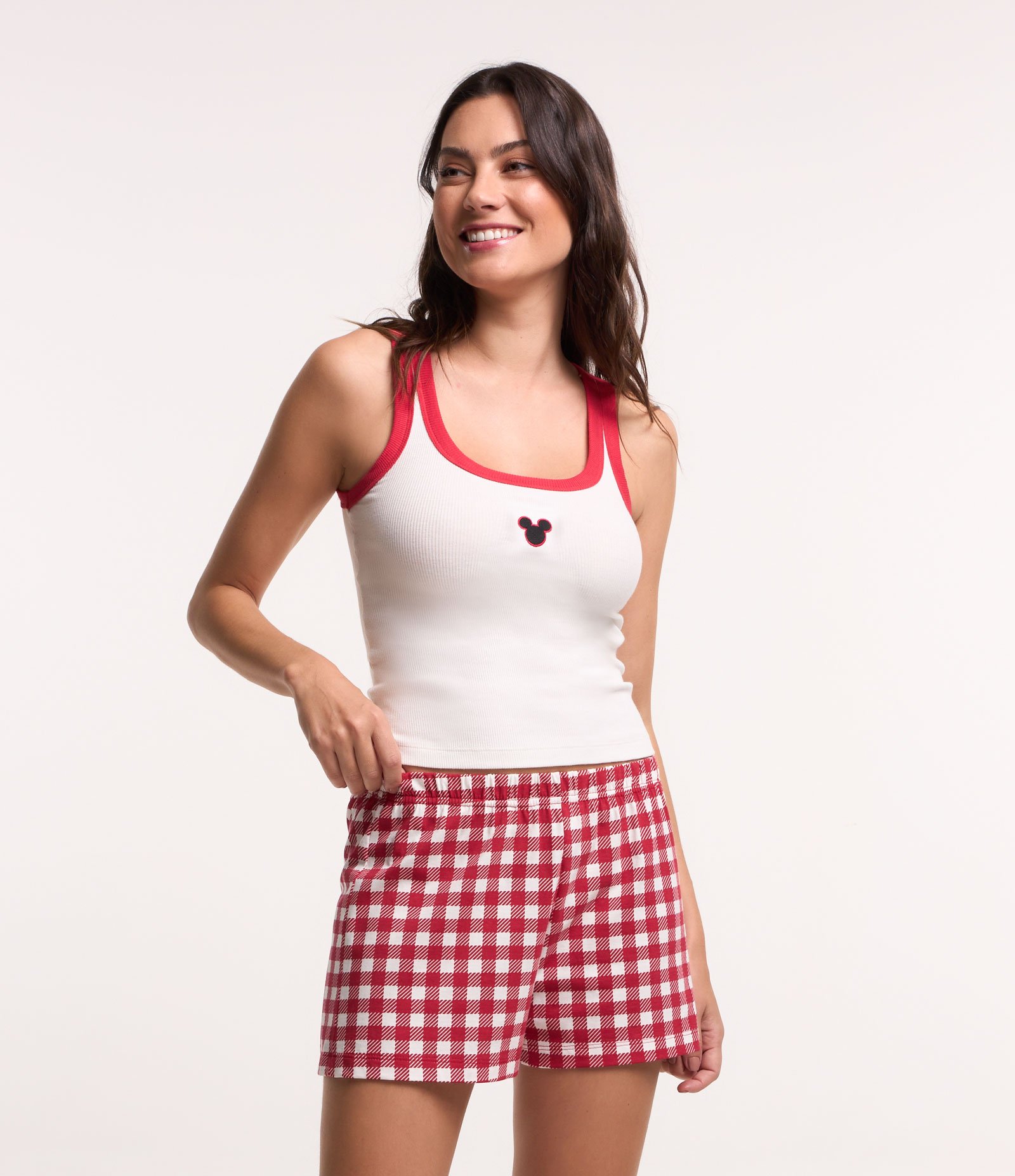 Pijama Short Doll em Ribana com Bordado do Mickey Branco/Vermelho 1