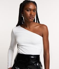 Blusa Cropped em Crepe com Um Ombro Só