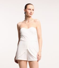 Macaquinho em Crepe Tomara que Caia com Sobreposição Arredondada