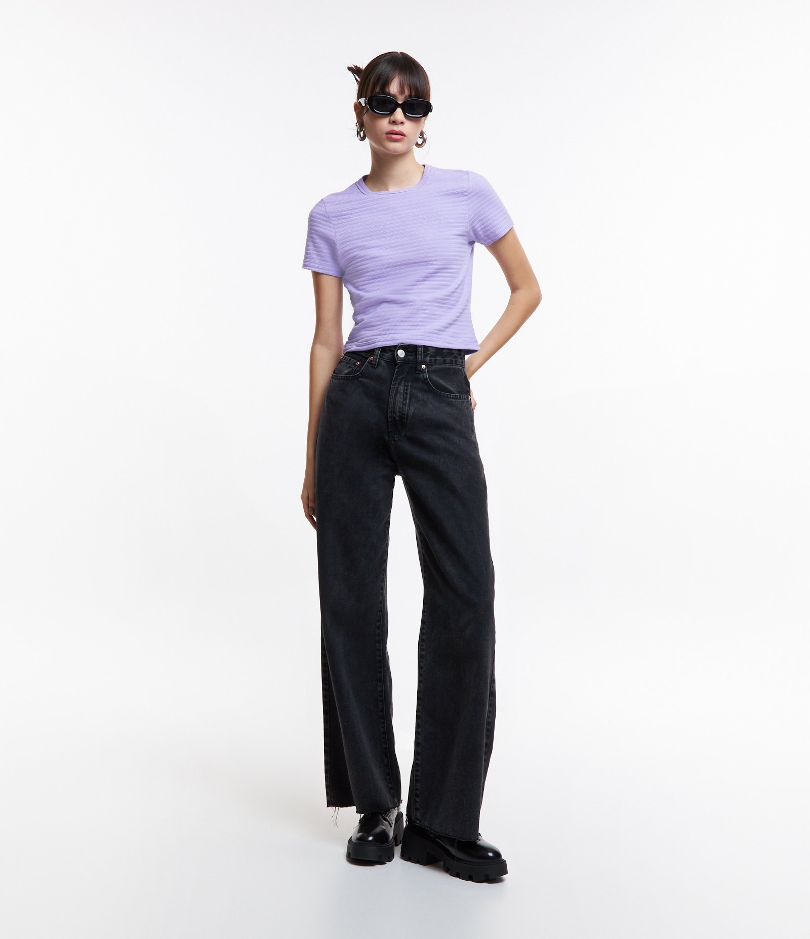 Blusa em Algodão com Textura e Manga Curta Lilás 2