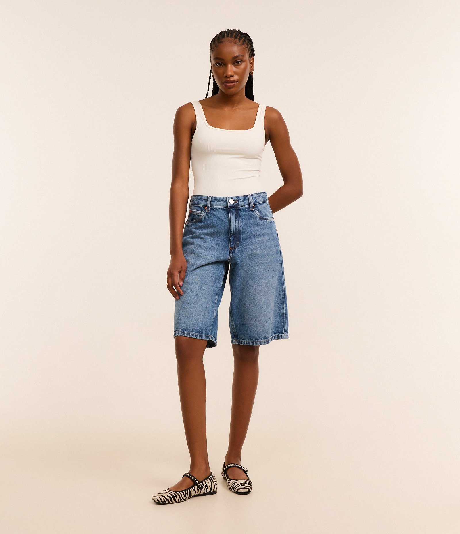 Body Básico em Ribana com Decote Quadrado Branco 2