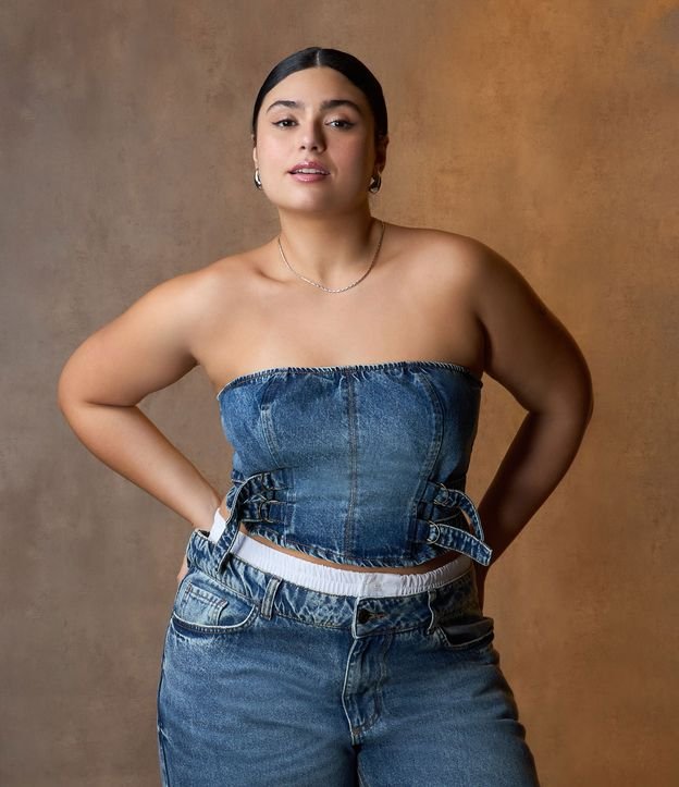 Top sem Alças em Jeans com Fivelas Curve & Plus Size