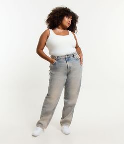 Calça Reta em Jeans com Lavagem Dirty Curve & Plus Size