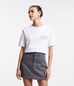 Camiseta Alongada em Algodão e com Lettering The Season