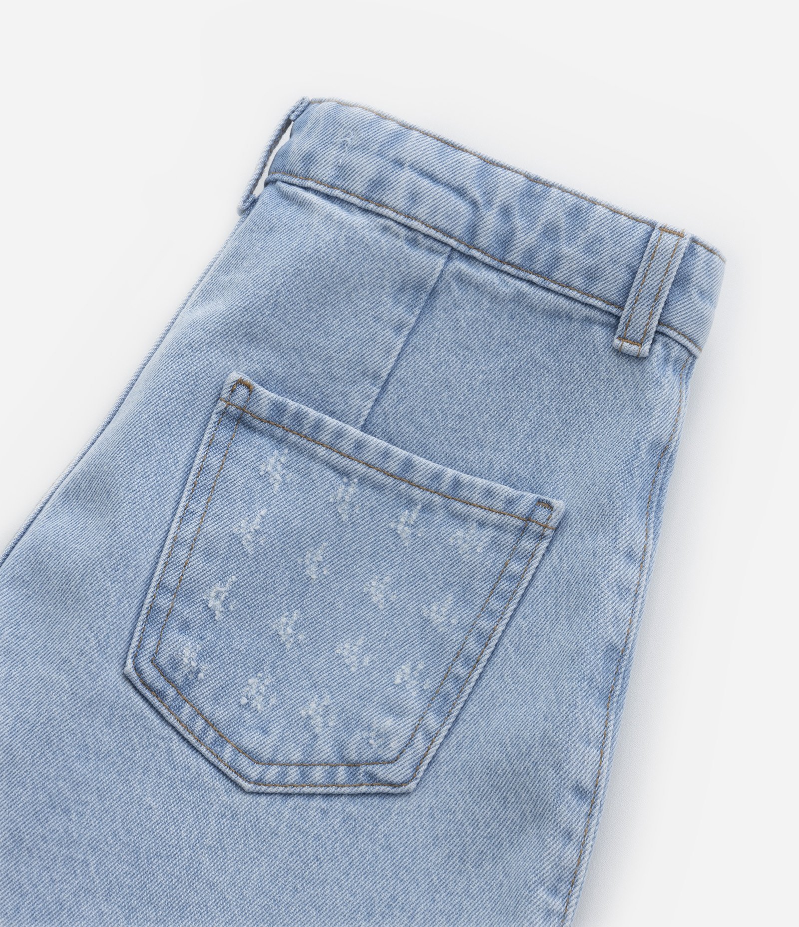 Short Infantil em Jeans com Puídos e Barra a Fio - Tam 5 a 14 Anos Azul 6