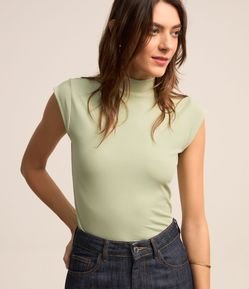 Blusa Ajustada em Ribana com Golinha e Texturas