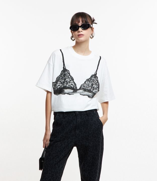 Camiseta Alongada em Algodão com Estampa Lingerie