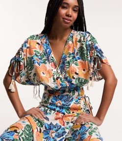 Blusa Cropped em Viscose com Estampa Floral