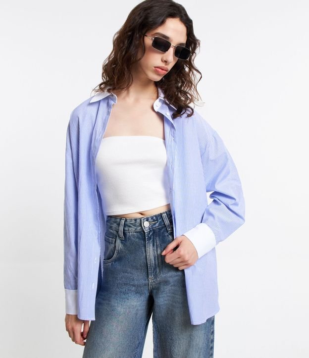 Camisa em Tricoline com Listras e Gola e Punhos Contrastantes