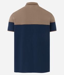 Camisa Polo Regular em Malha Piquet com Blocos de Cor e Friso Contrastante