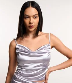 Blusa Acetinada Franzidinha e com Alcinhas