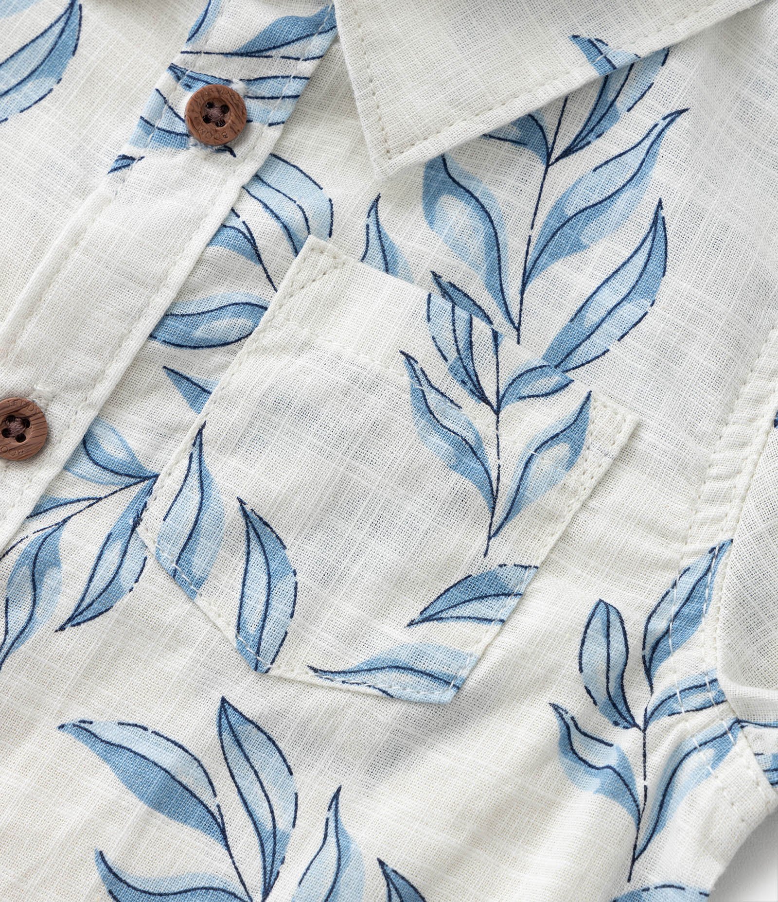 Camisa Infantil com Estampa de Folhagem e Bolsinho - Tam 0 a 18 meses Bege 5