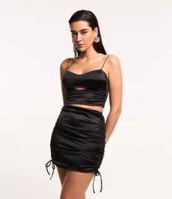 Saia Curta com Puxadinho nas Laterais