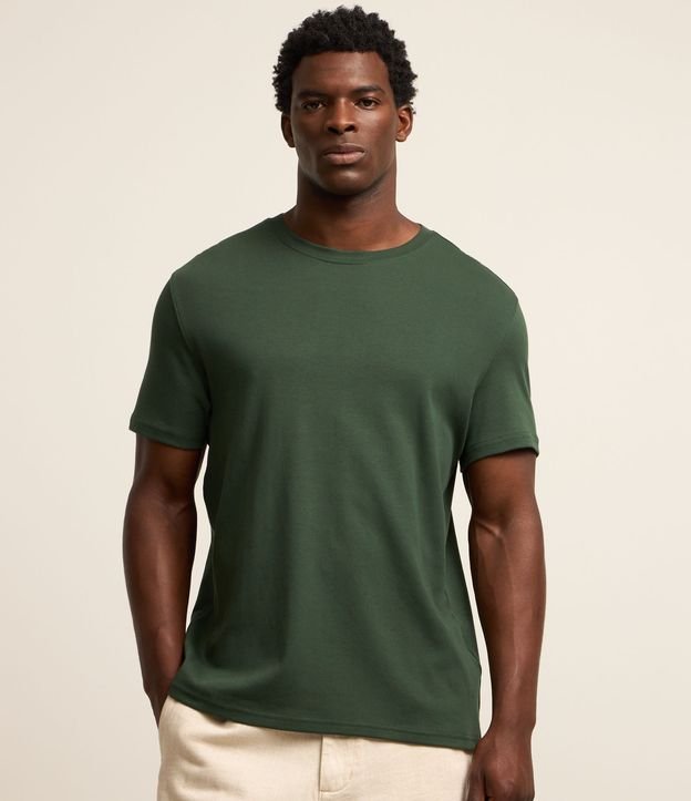 Camiseta Regular em Algodão Manga Curta