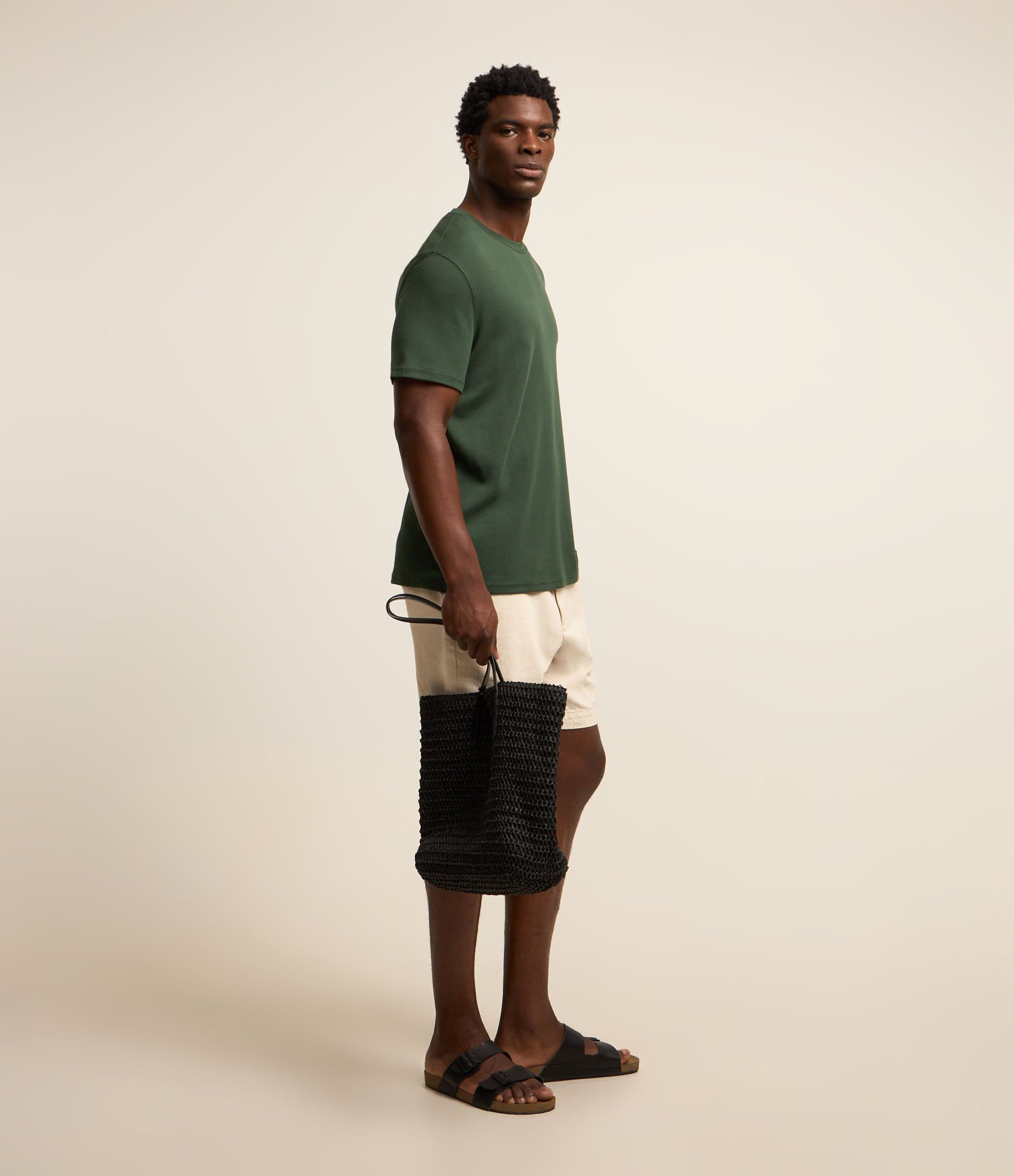 Camiseta Regular em Algodão com Gola Redonda Verde Escuro 4