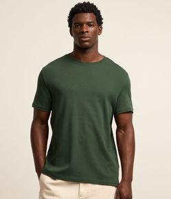 Camiseta Regular em Algodão com Gola Redonda