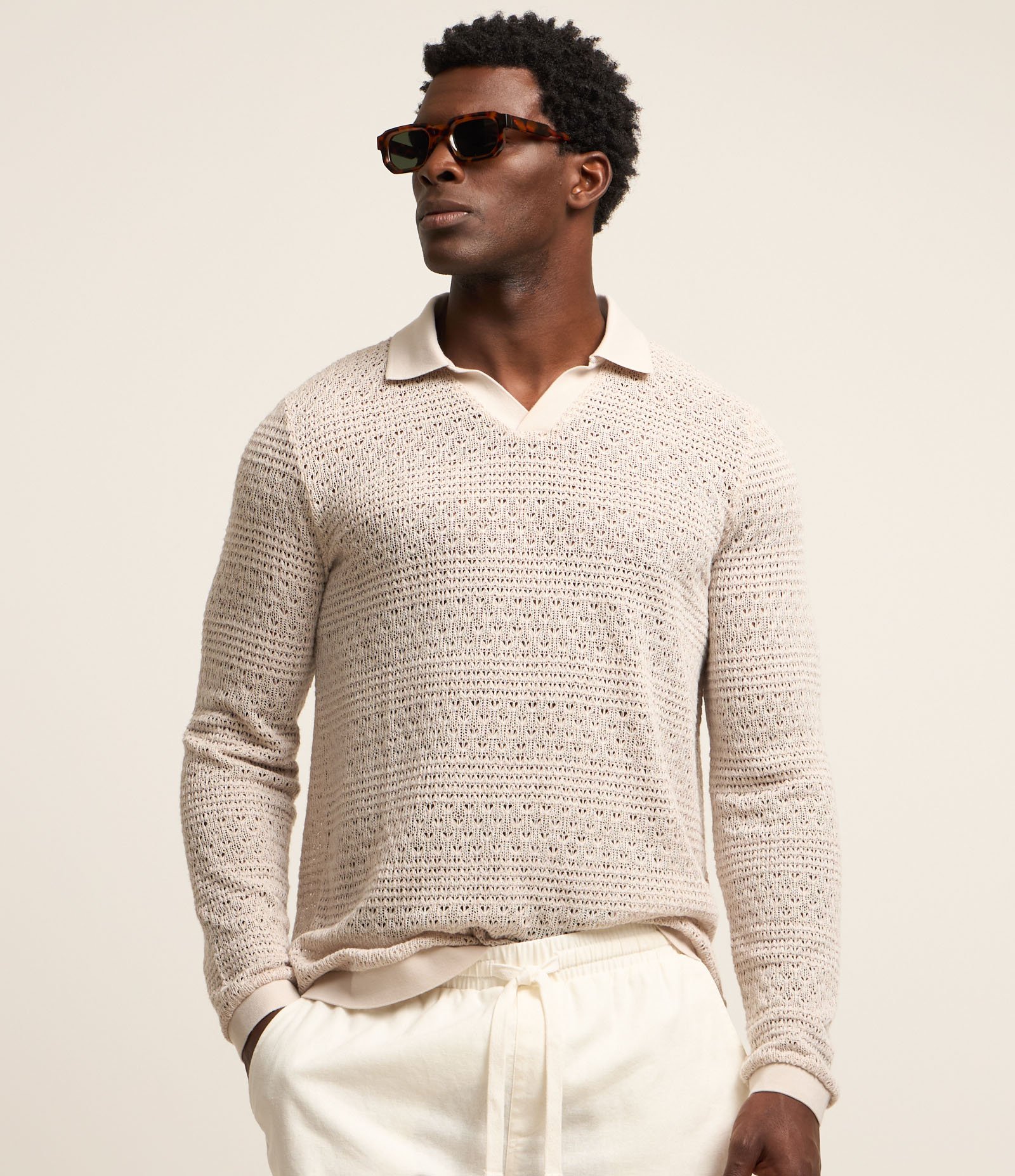 Camisa Regular em Textura e Gola Polo Bege 2