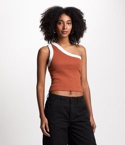 Blusa Regata com Ombro Único e Detalhe Contrastante